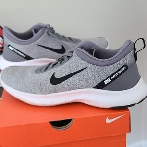 Nike Flex RN8 Size 10